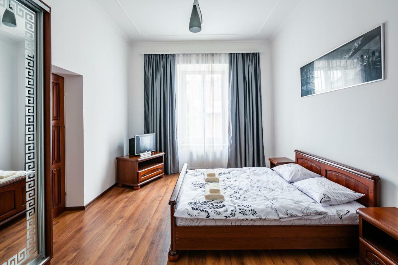 Bv Apartments Exquisite Lviv Kültér fotó