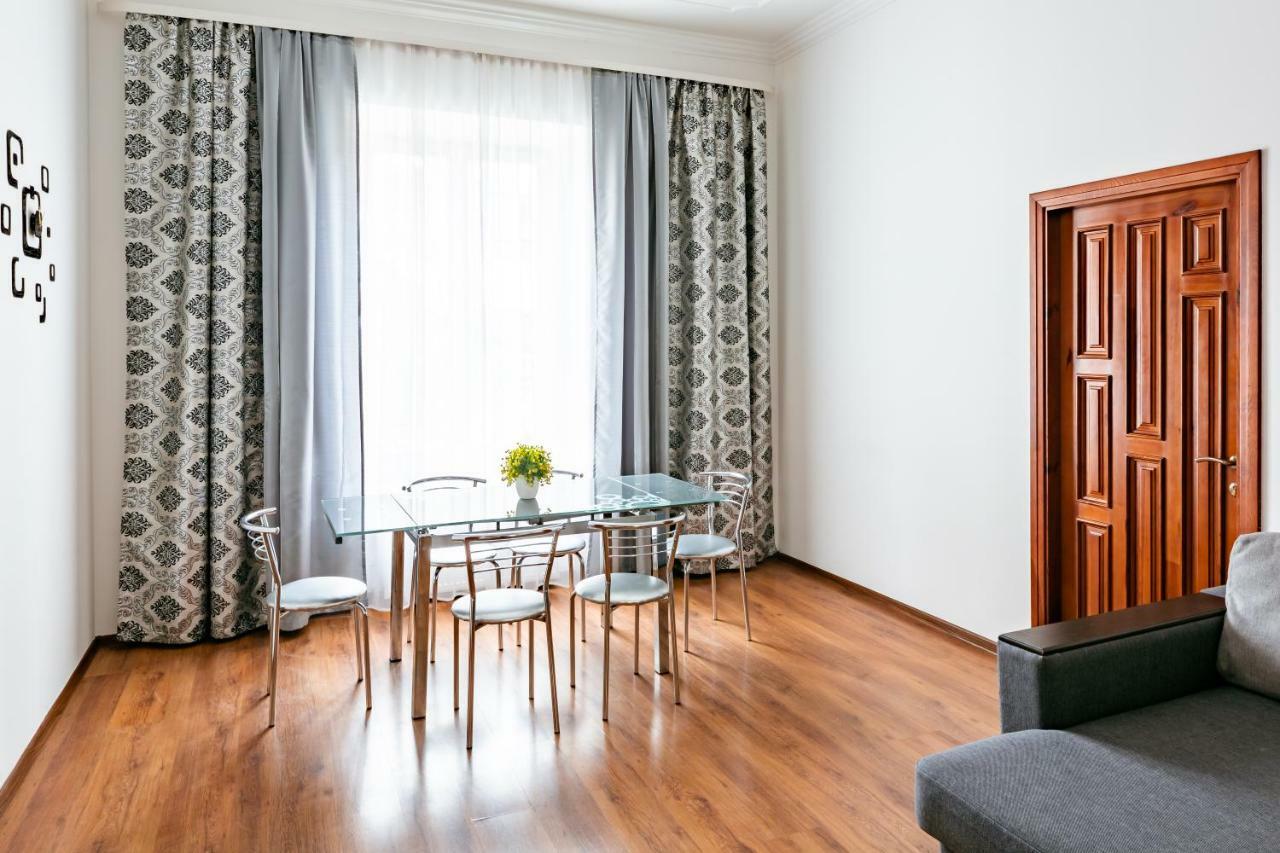 Bv Apartments Exquisite Lviv Kültér fotó